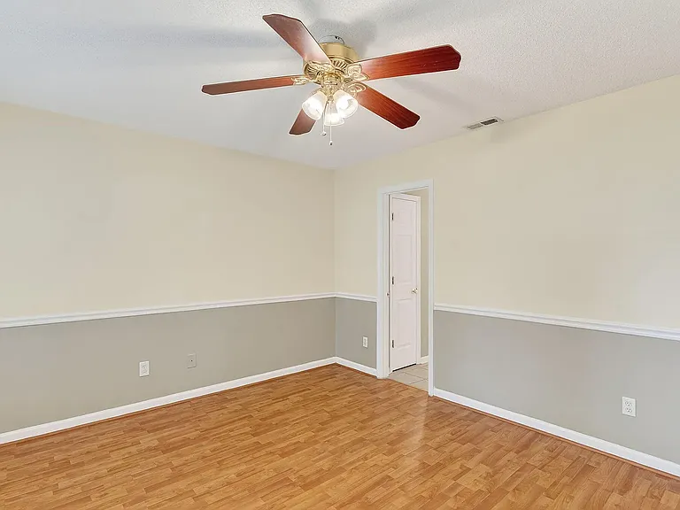 632 Waterford Dr — Photo 6