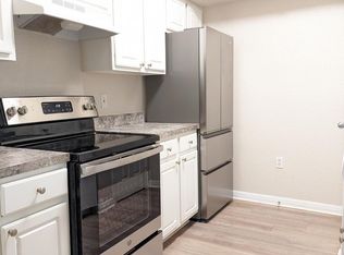 911 N Orange Ave APT 232, Orlando, FL 32801
