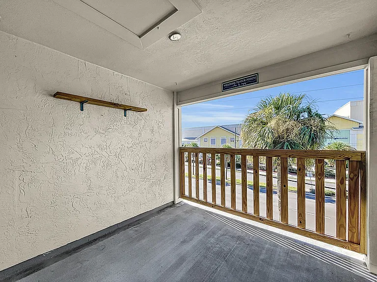 340 Causeway Blvd #202 — Photo 21