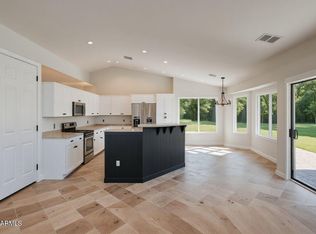 18309 E Sunnybrook Ln, Gilbert, AZ 85298