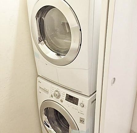 4th image of 10001 W Bay Harbor Dr APT 201