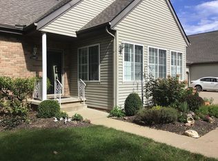 1505 Cambridge Ave SW, North Canton, OH 44709