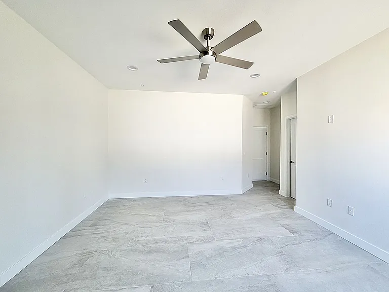 68160-68162 Modalo Rd — Photo 36
