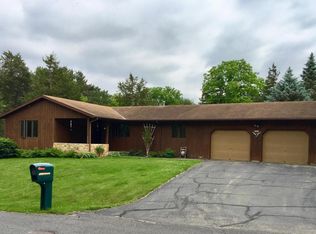 N4442 Friedel Ave, Cambridge, WI 53523