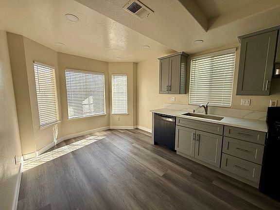 4th image of 11630 Mount Miriah Dr