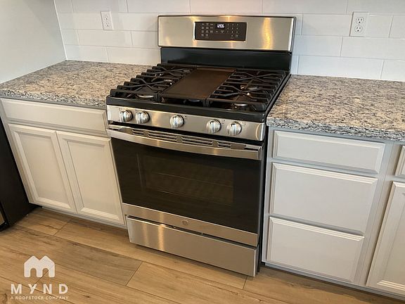 4th image of 1223 Arriaga Way