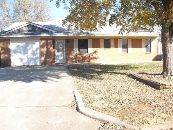 1203 Whispering Gln, Tecumseh, OK 74873