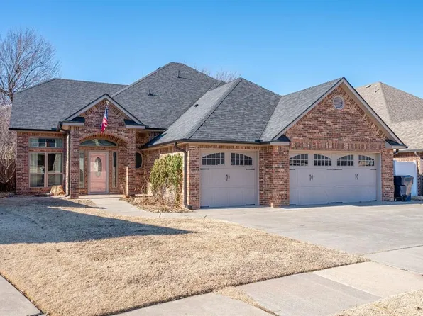 11817 Cherry Point Ln, Yukon, OK 73099