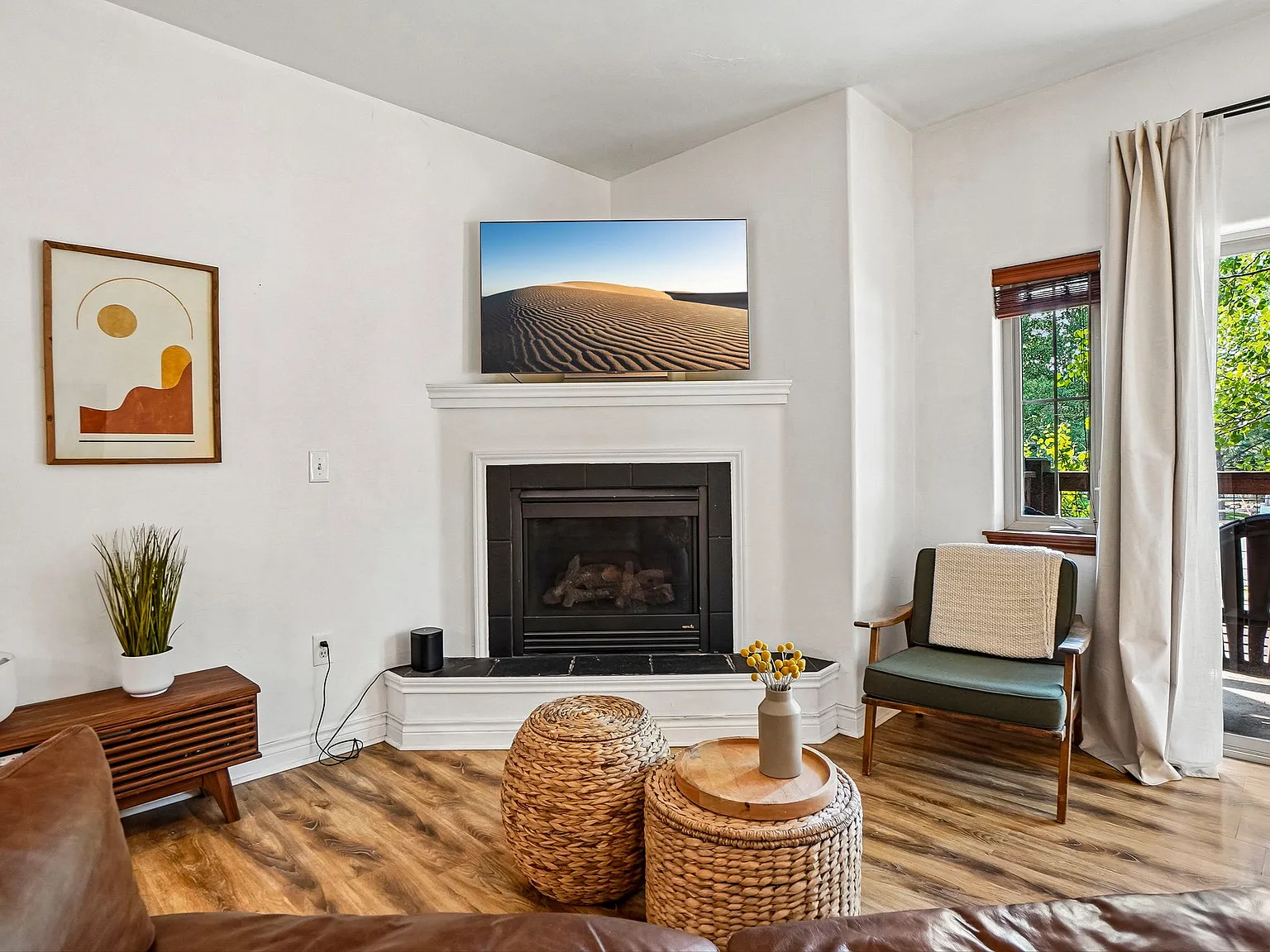 1 bed, 1.5 bath, 864 sqft, $2,800 — Photo 3