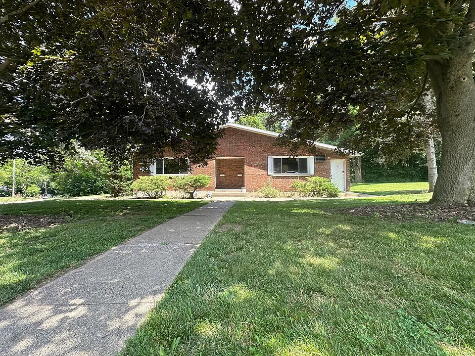 5 Lasalle St #104
