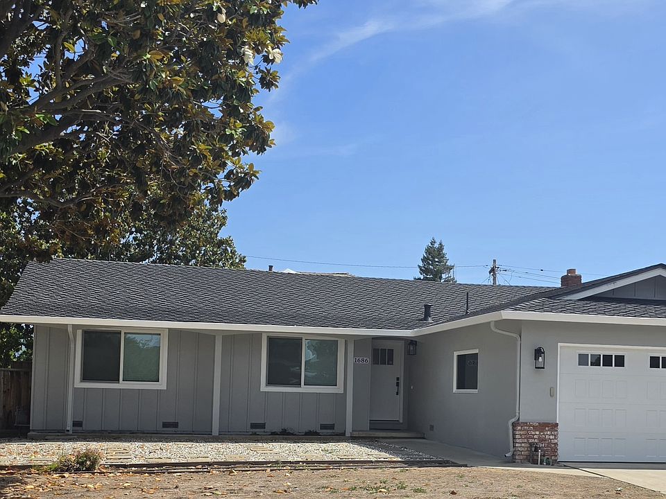 1st image of 1686 Andalusia Way