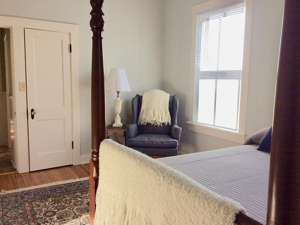 810 N Augusta St Staunton VA Zillow