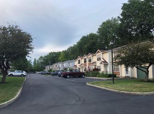 8162 Newark Ave, Columbus, OH 43081