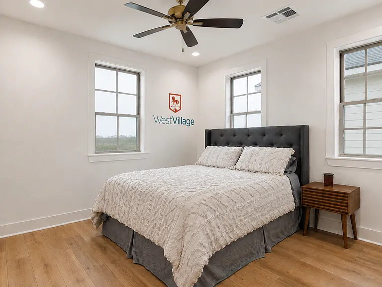 300 Sandstone Ave #4 — Photo 16