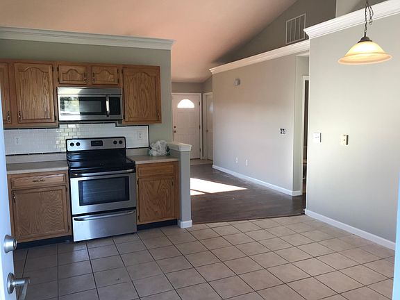 4th image of 4055 Amethyst Dr