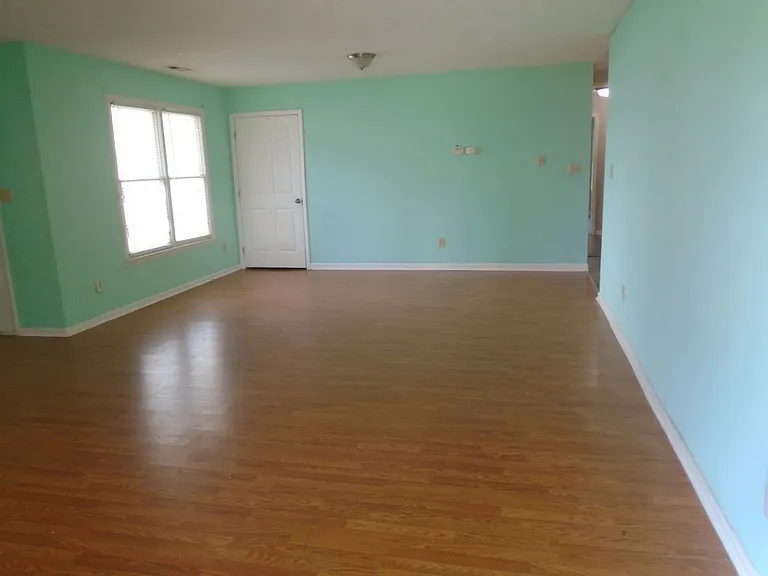 6334 Greycliff Dr — Photo 3