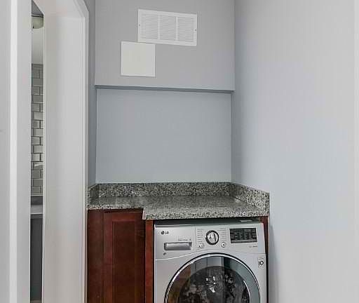2nd image of 550 W Arlington Pl APT 201C
