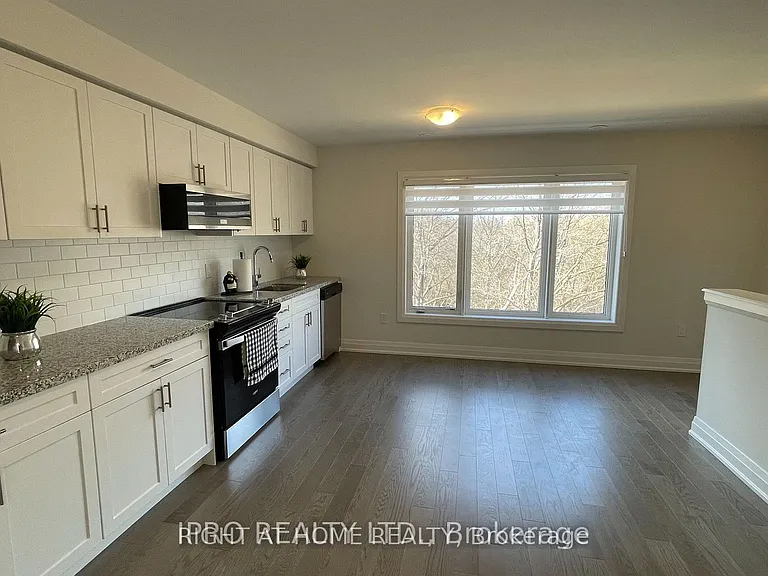 8 Creekbank Rd #2 — Photo 3