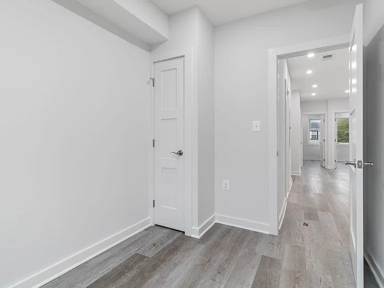 5131 2nd St NW — Photo 6