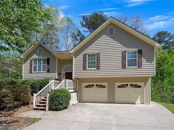 501 Woodland Trce, Woodstock, GA 30189