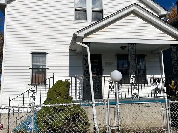 5641 Casmere St, Hamtramck, MI 48212