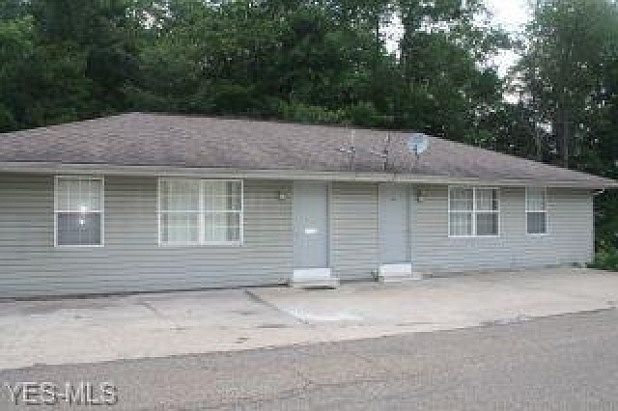 1st image of 207 McFadden St #A