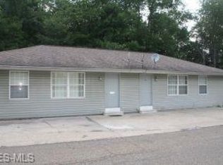 207 McFadden St #A, Saint Clairsville, OH 43950