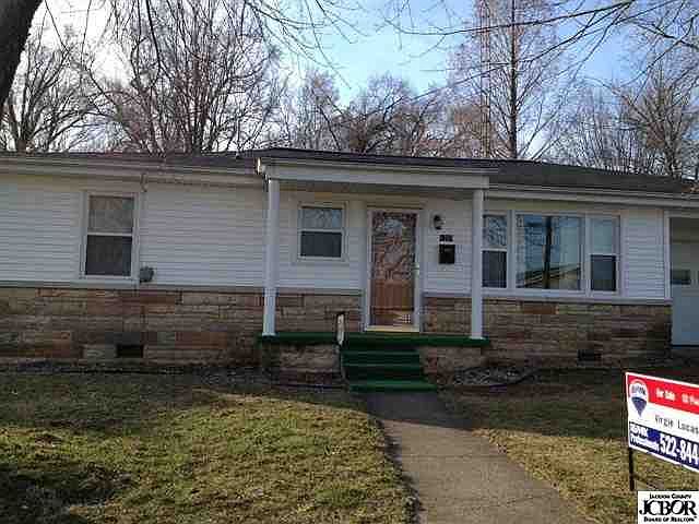1st image of 1208 Orchard Ln