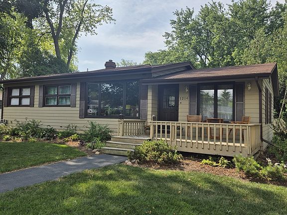2nd image of 1214 Brandywine Cir