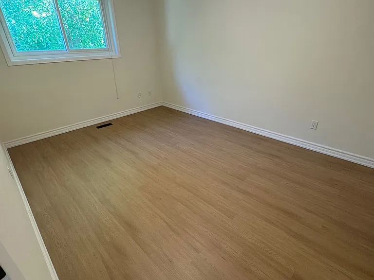 728 Sunnypoint Dr — Photo 6