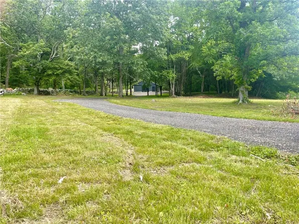 572 Pendar Rd, North Kingstown, RI 02852