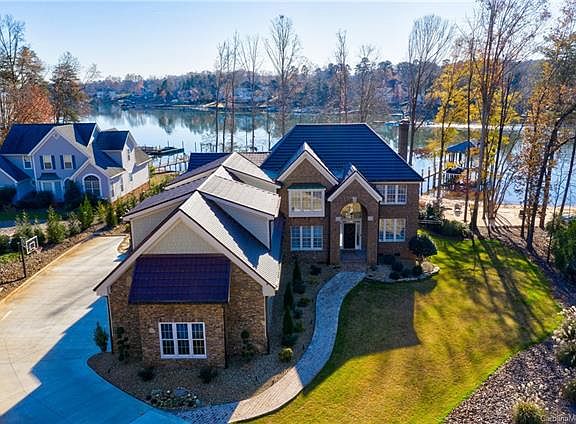 4th image of 171 Waterford Dr