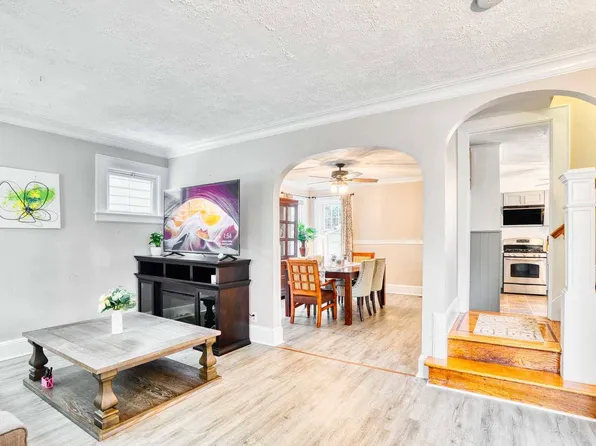 13 Wilkinson Ter, Kearny, NJ 07032