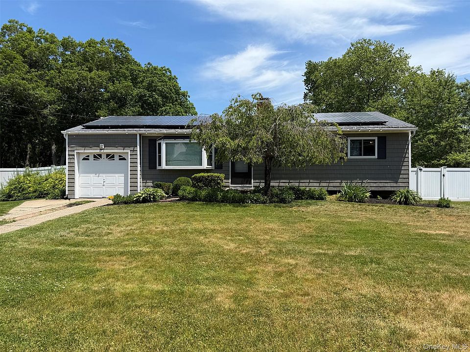 1st image of 935 Montauk Avenue