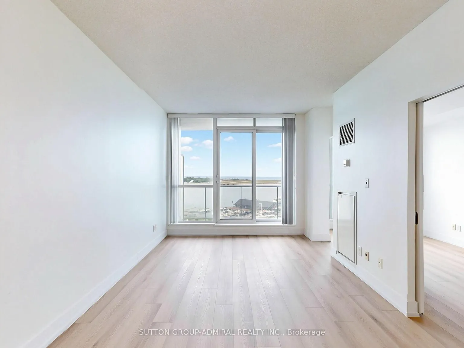 2 bed, $2,900 — Photo 2