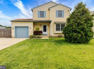 953 Dover Rd, Westville, NJ 08093