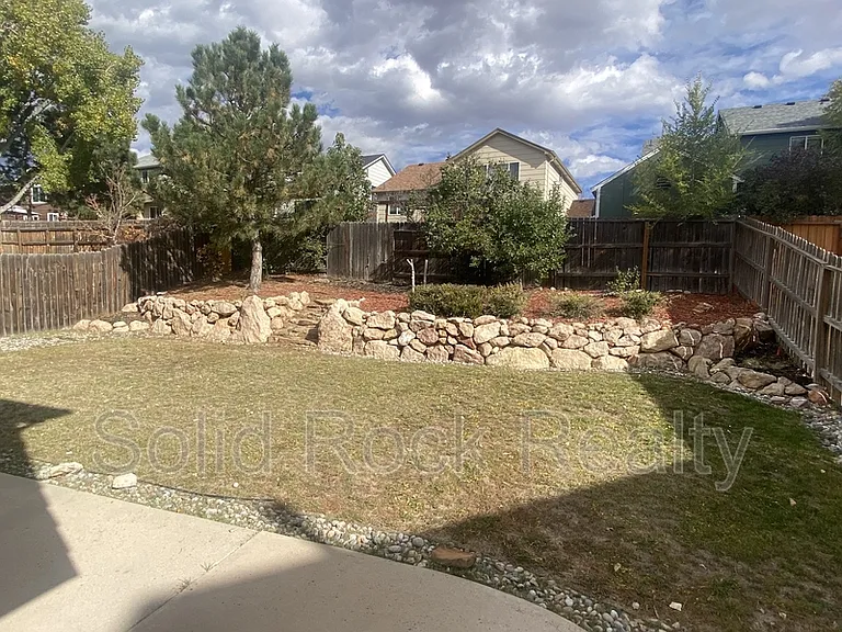 8315 Saint Helena Dr — Photo 20