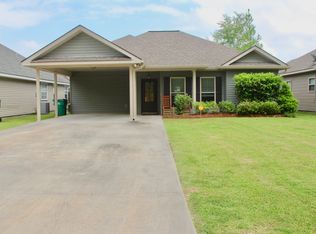 40376 Skylar Ln, Ponchatoula, LA 70454