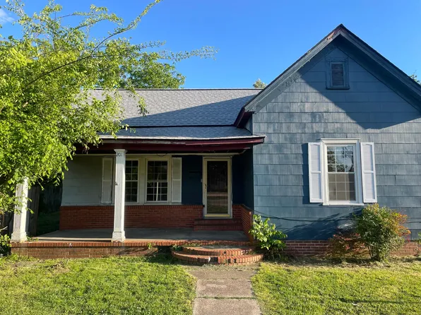 201 E H St, Erwin, NC 28339