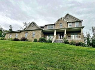 228 Warwick Dr, Valley Grove, WV 26060