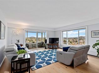 Spencer Castle, Victoria, BC V8T 3S7