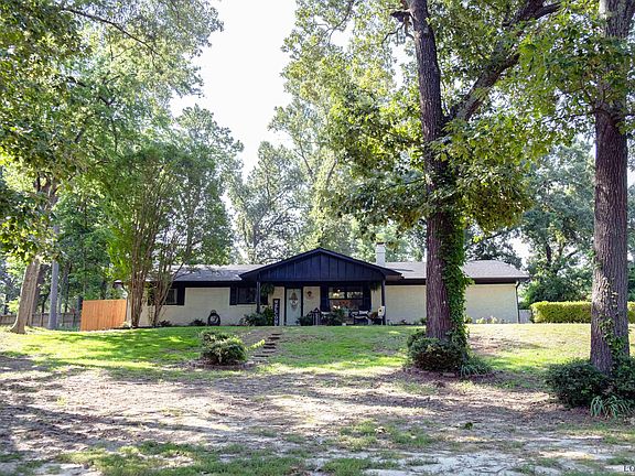 2nd image of 1308 Alice Dr
