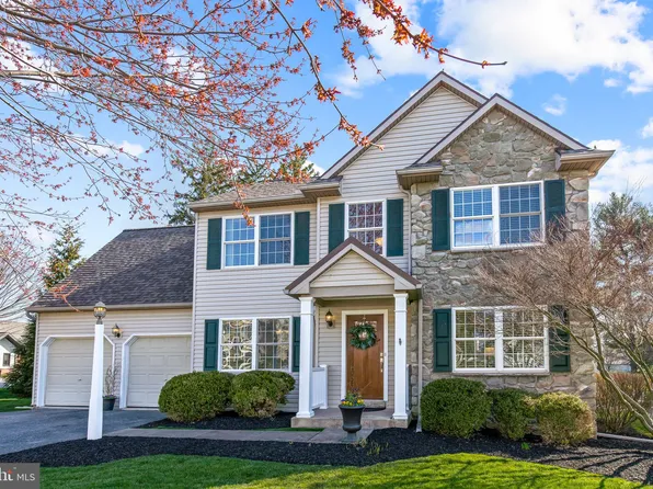 90 Municipal Dr, Millersville, PA 17551