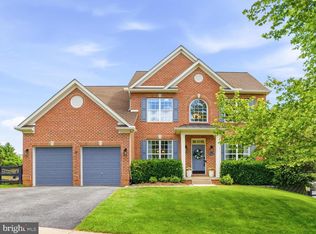 2258 W Greenleaf Dr, Frederick, MD 21702