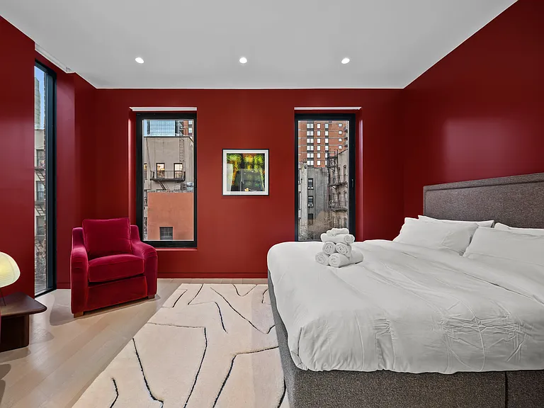 460 W 44th St #3 — Photo 17