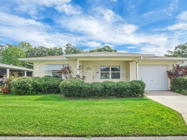 4938 Colonnades Cir, Lakeland, FL 33811