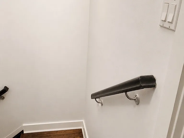 216 Edgecombe Ave #2 — Photo 13