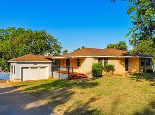 2100 Randy Ct, Granbury, TX 76049