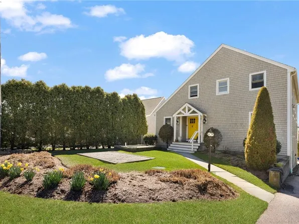 109 Umiak Ave, Jamestown, RI 02835