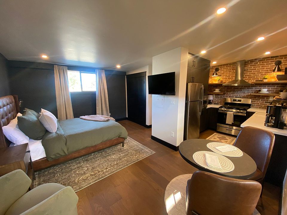 1st image of 1259 Market St #7